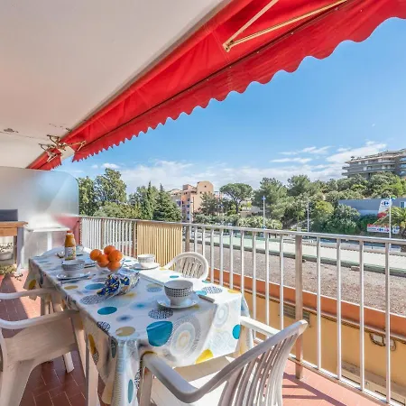 Apartment Le Suzy By Interhome Cavalaire-sur-Mer